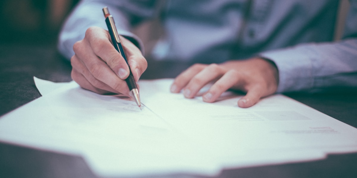 Genereer contract-PDFs met AI.