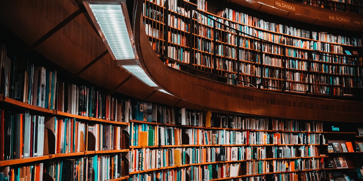 Academische transcripten documenteren onderwijsprestaties. EasyPDF laat u transcript-PDF's annoteren of markeren voor aanvragen en indieningen.